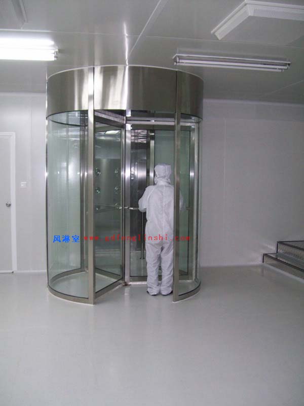 人員進(jìn)出旋轉(zhuǎn)門風(fēng)淋室 人員進(jìn)出旋轉(zhuǎn)門風(fēng)淋室