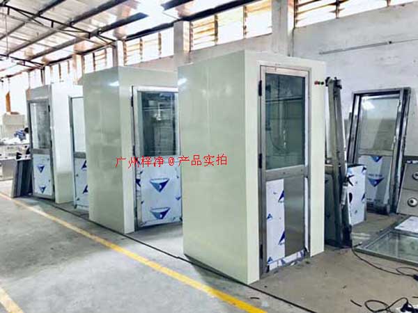 風(fēng)淋室生產(chǎn)車間 風(fēng)淋室生產(chǎn)車間