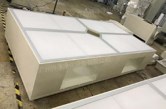 層流送風(fēng)天花分為I、II、III級手術(shù)室用